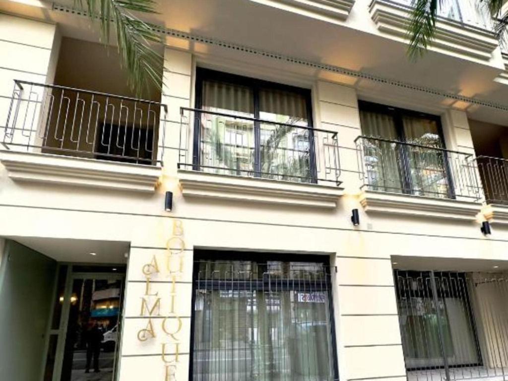Deluxe Apartment with Balcony for 2