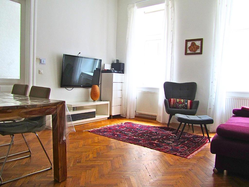 Cozy and spacious apartment in a central location
