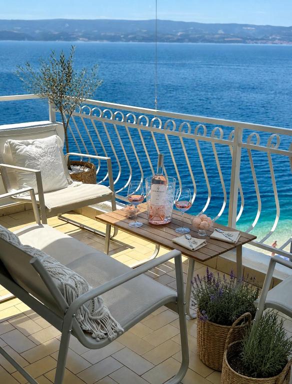 Mendula Beach Escape