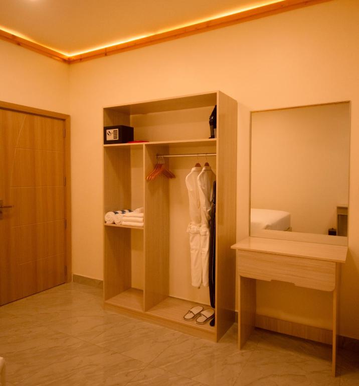 Maako Retreats - View 10
