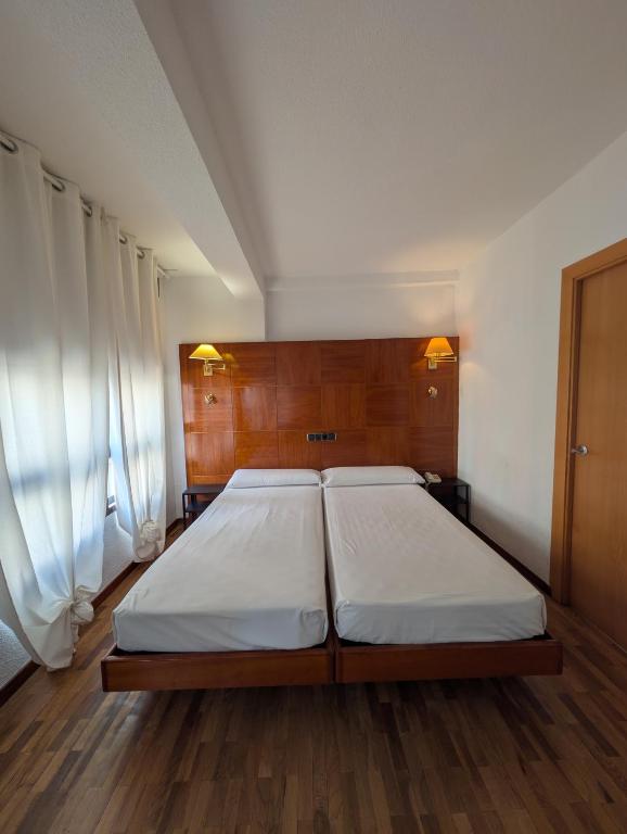 Hotel Trefacio - Superior Double Or Twin Room