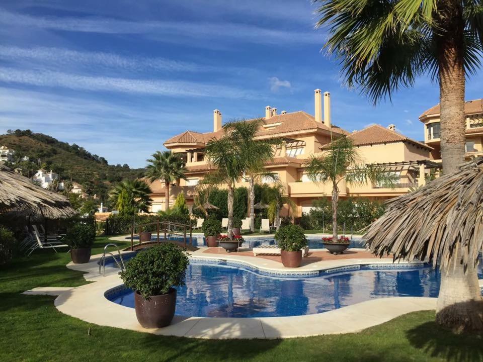 Aloha Hill Club Contemporary Apartment Marbella Spain Booking Com