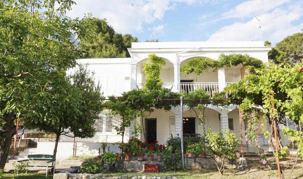 Apartment Krasna