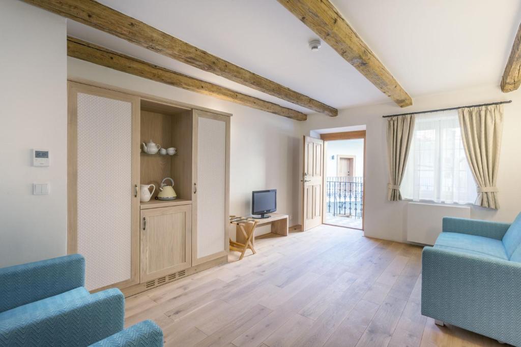 Hotel At the White Lily - 13