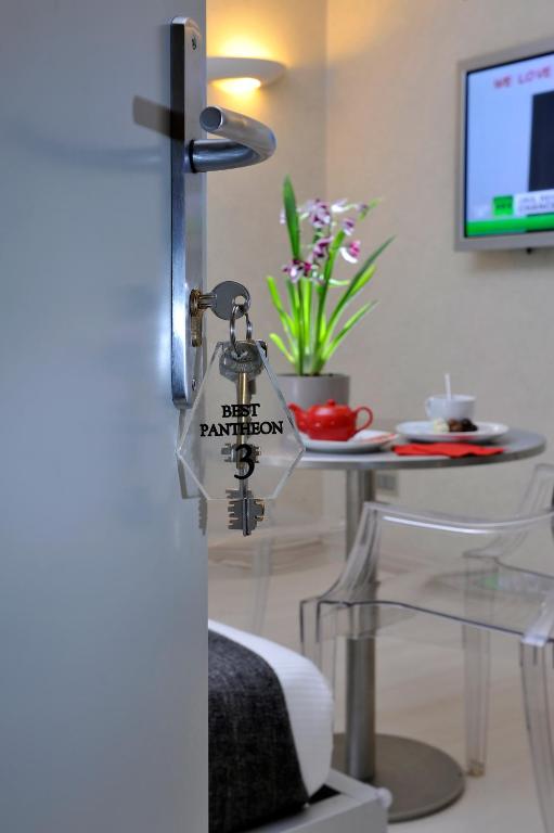 B&B بهترین پانتئون