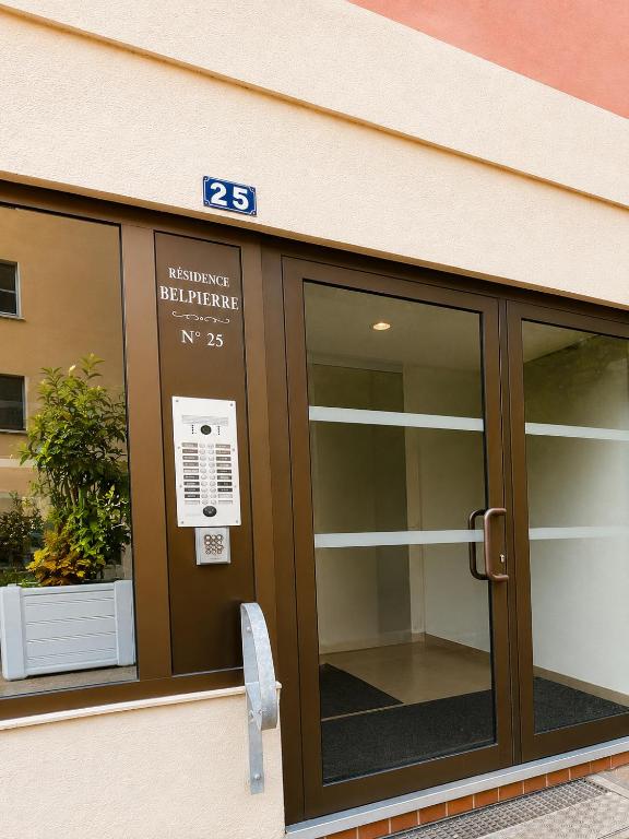 Colmar'Inn- Hypercentre, Parking Privé Gratuit & Ascenseur – photo 10