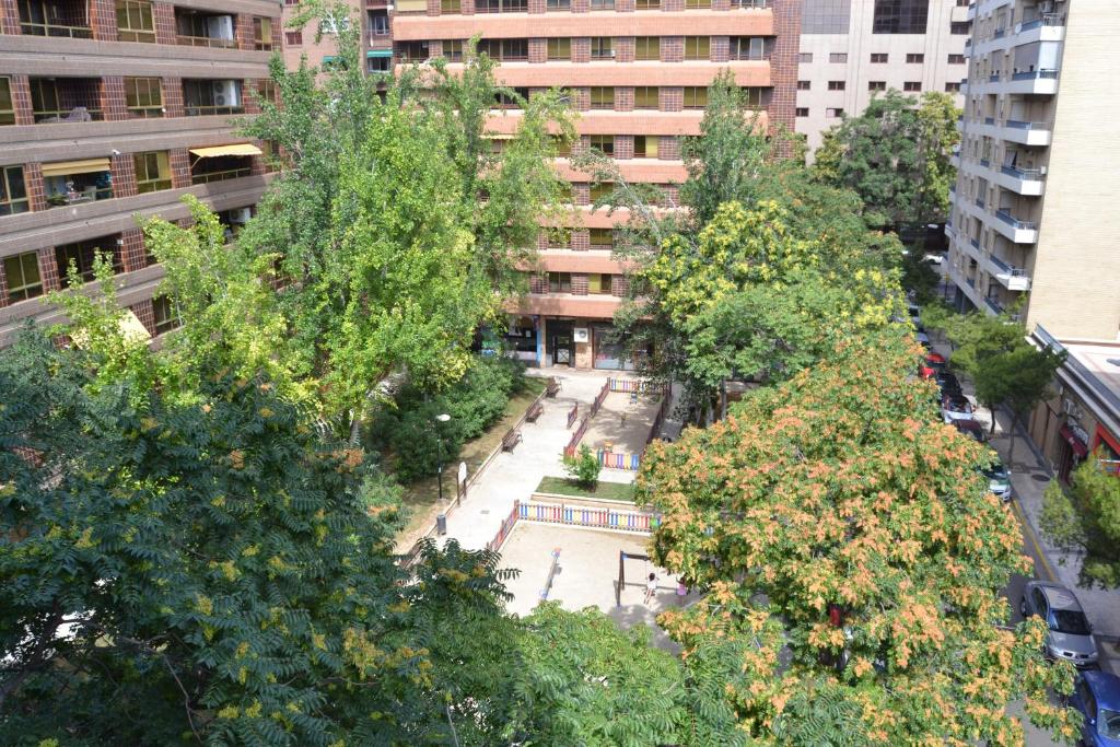 Afbeelding uit fotogalerij van Dos Torres Edificio de los Arcos 5 - Plaza de Parking Incluida in Zaragoza
