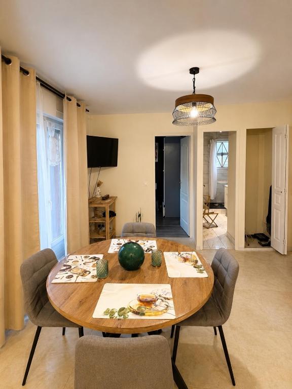 Appartement avec place de parking privé et jardin