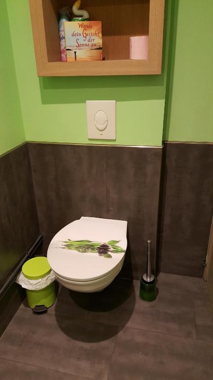 Koupelna v ubytování Jungbrunnen Orges