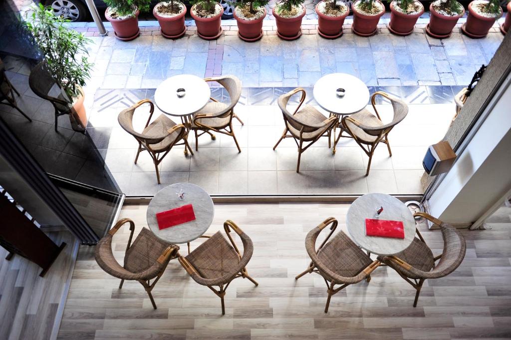 Tanik Hotel