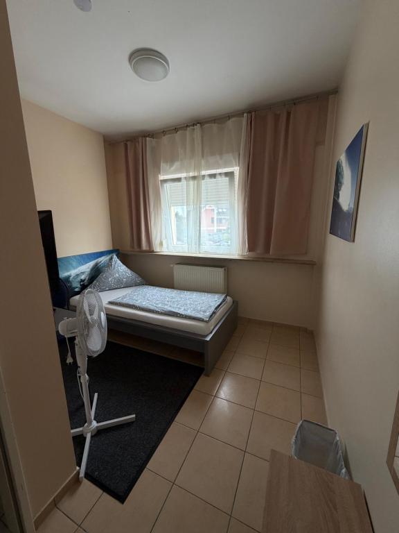 Top of Hostel &Serviced Aparts SEBO Pension - Single Room