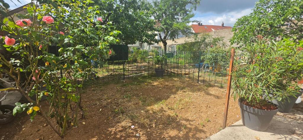 Logement calme avec jardin proche centre et gare – photo 28