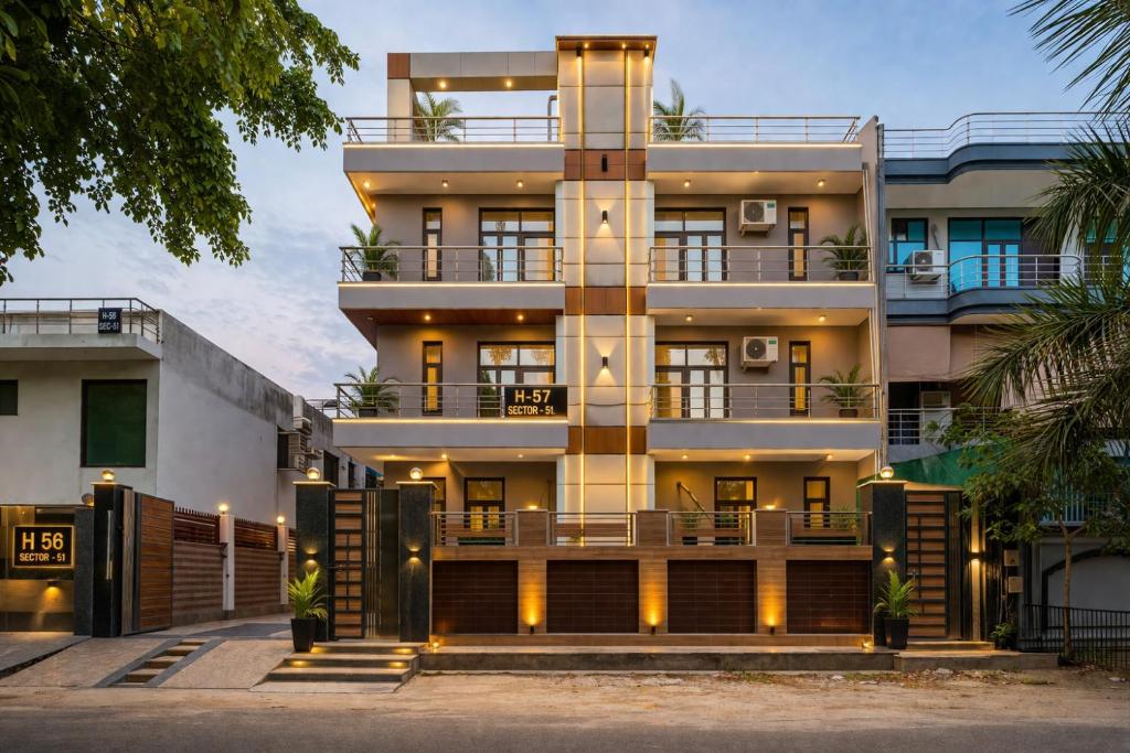 Hotel Diamond Stays Sector 51 Noida