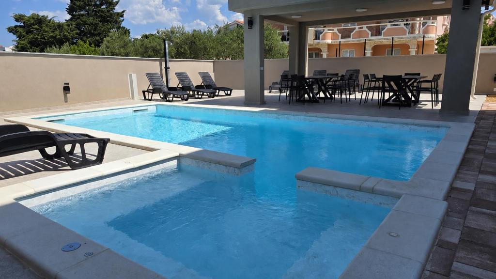 AZUREA Deluxe Apartments