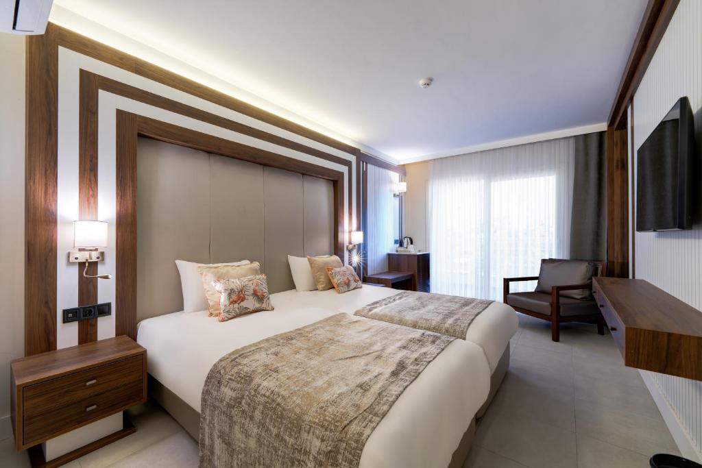 Batıhan Beach Resort & Spa - 