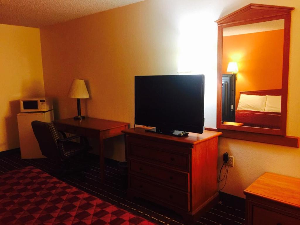Texas Inn and Suites Lufkin - Queen Suite Met Twee Queensize Bedden