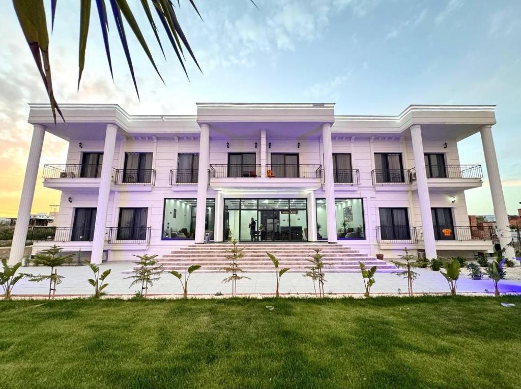 Jardí fora de SGRESORT&SPA Apart Otel