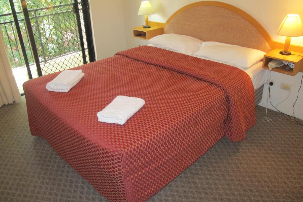 Spring Hill Mews Apartments - 