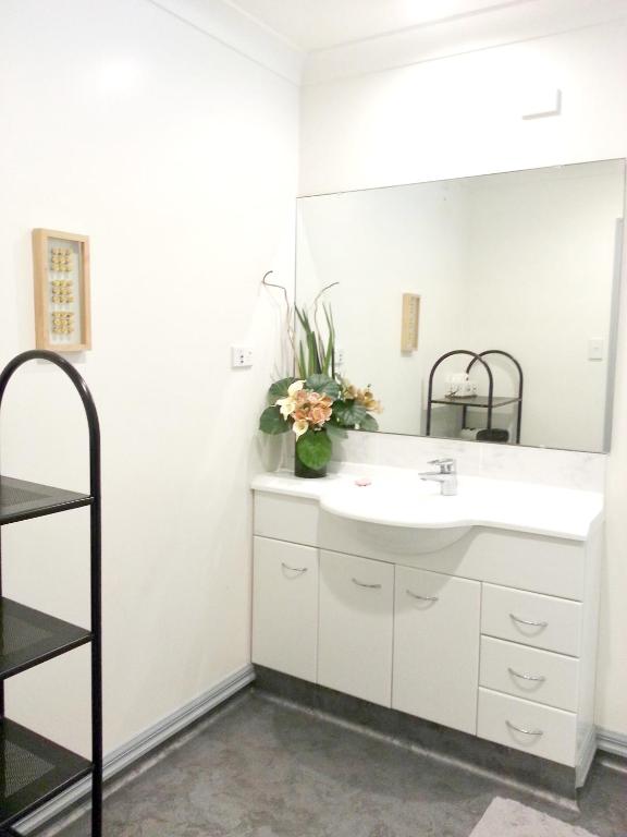 Photo from Lush & Co Auckland Bed & Breakfast in Auckland, Auckland Region, New Zealand