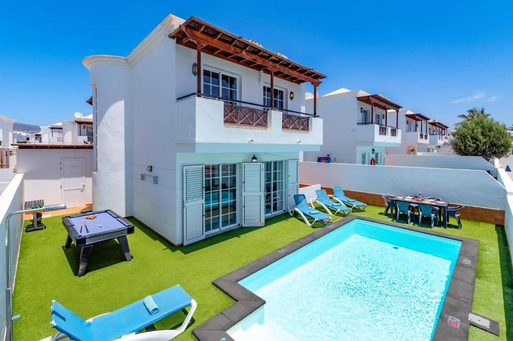Villa Geria by Villa Plus