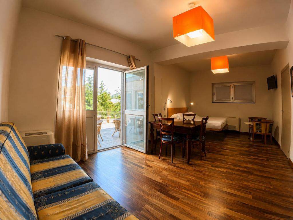 San Lorenzo Si Alberga - Junior Suite Con Terraza
