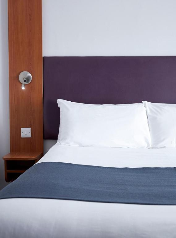 The Bowman by Greene King Inns - 