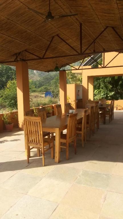 Balkón nebo terasa v ubytování Krishna Ranch