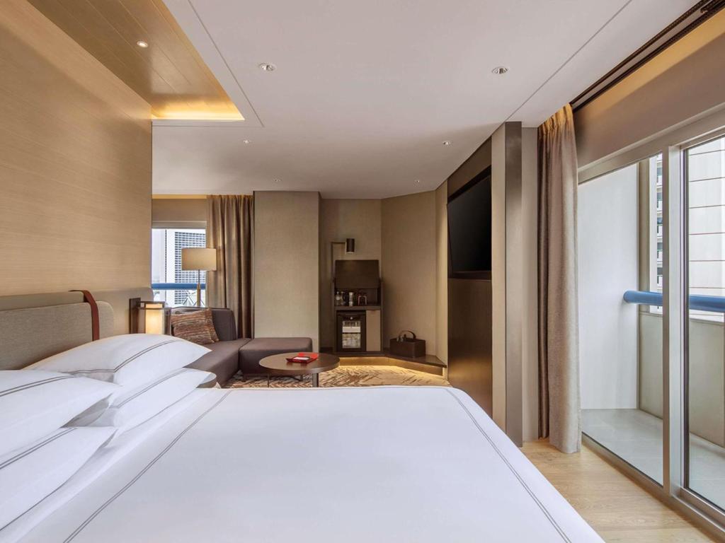 Swissotel The Stamford Singapore photo