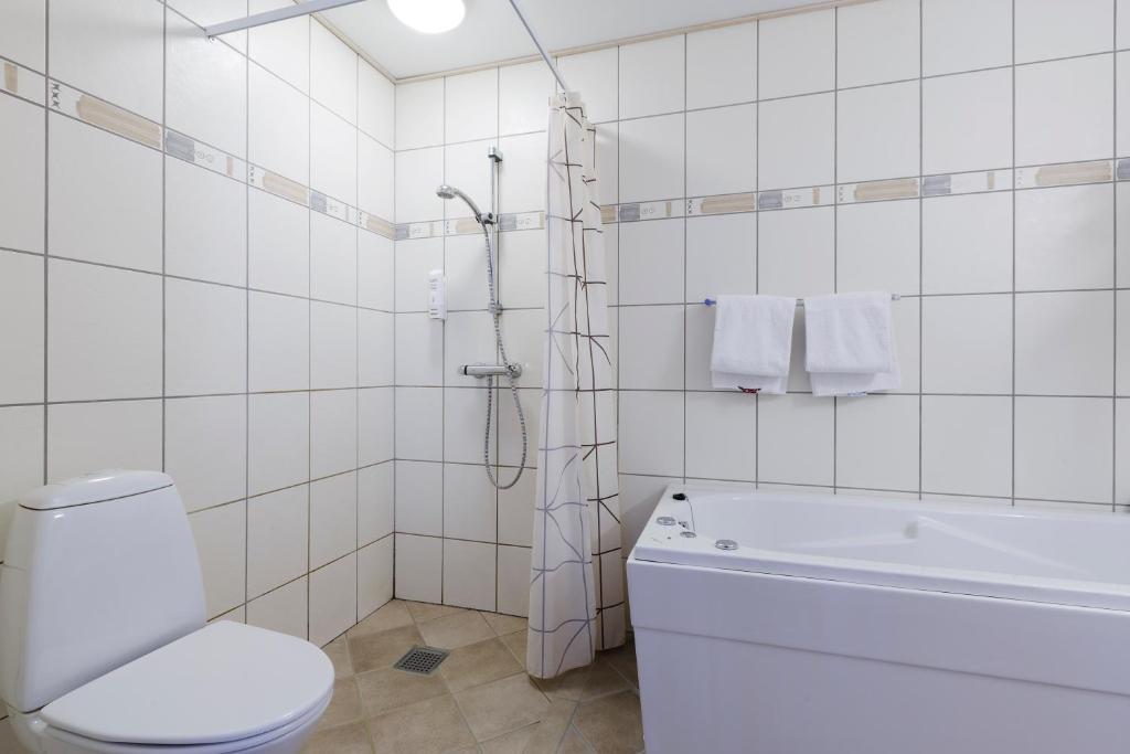 Koupelna v ubytování Hotel Strandparken