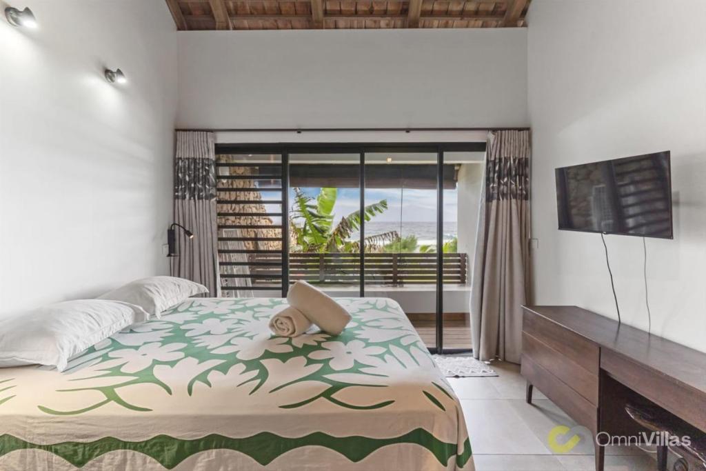 Shoreline Haven: 1BR Bungalow by the Sea in Moorea - photo 7 - Moorea, Polynésie