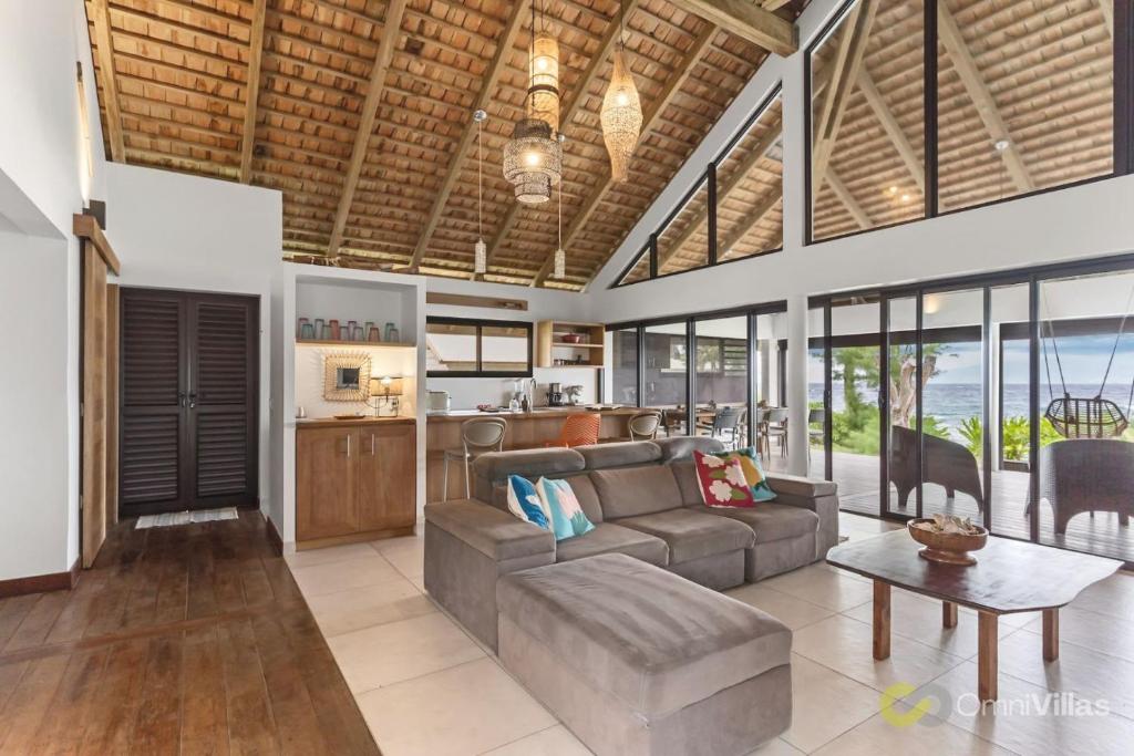 Seaside Haven: Expansive 3BR Villa in Moorea - photo 2 - Moorea, Polynésie