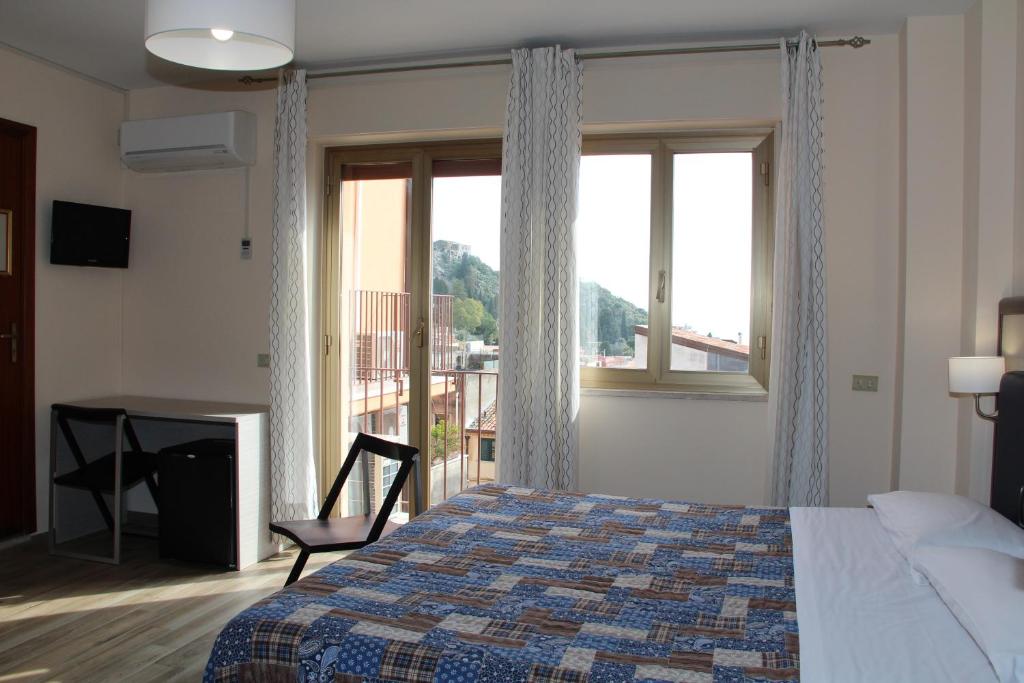 Gallery image of Residence Circe in Taormina