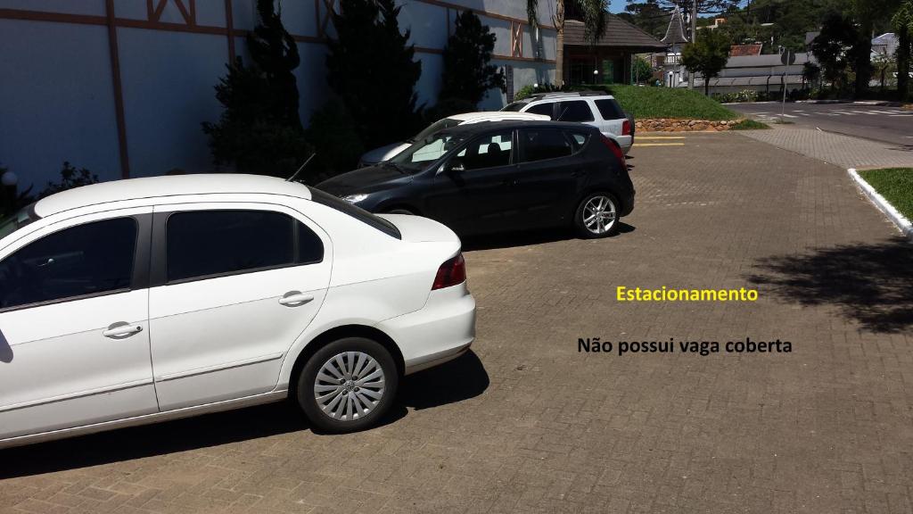  Apartamento com Piscina 4 Pessoas