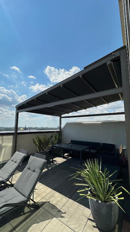 Apartments with a terrace and panoramic sea and city views фото 6