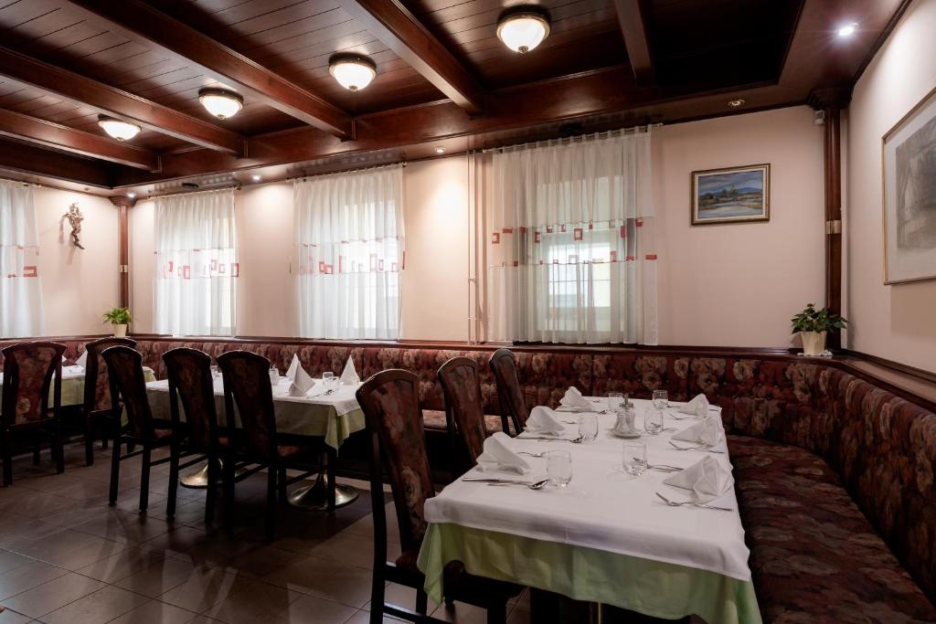 Restaurace v ubytování Hotel Florjančkov Hram