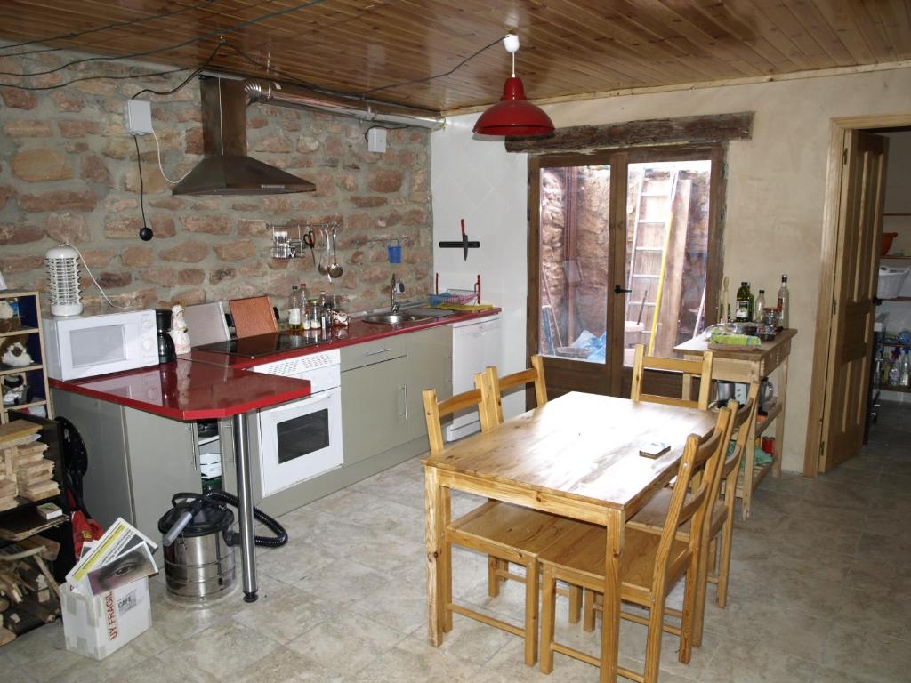 Kuchyňa alebo kuchynka v ubytovaní Casa Rural La Tormenta