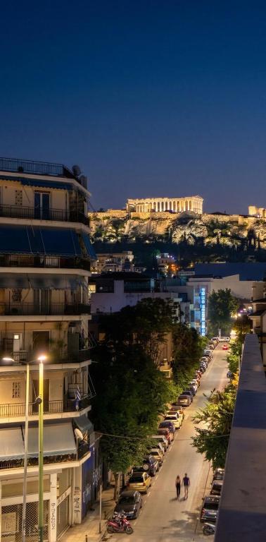 4 Family and Friends - Acropolis view