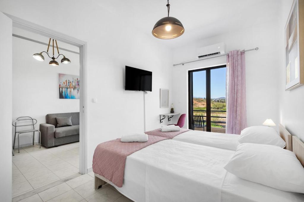 Sun Beach Apartment in Chania 14