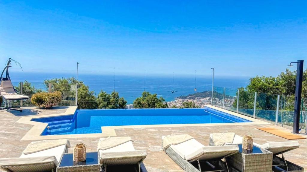 Costacabana - Villa Vistamar