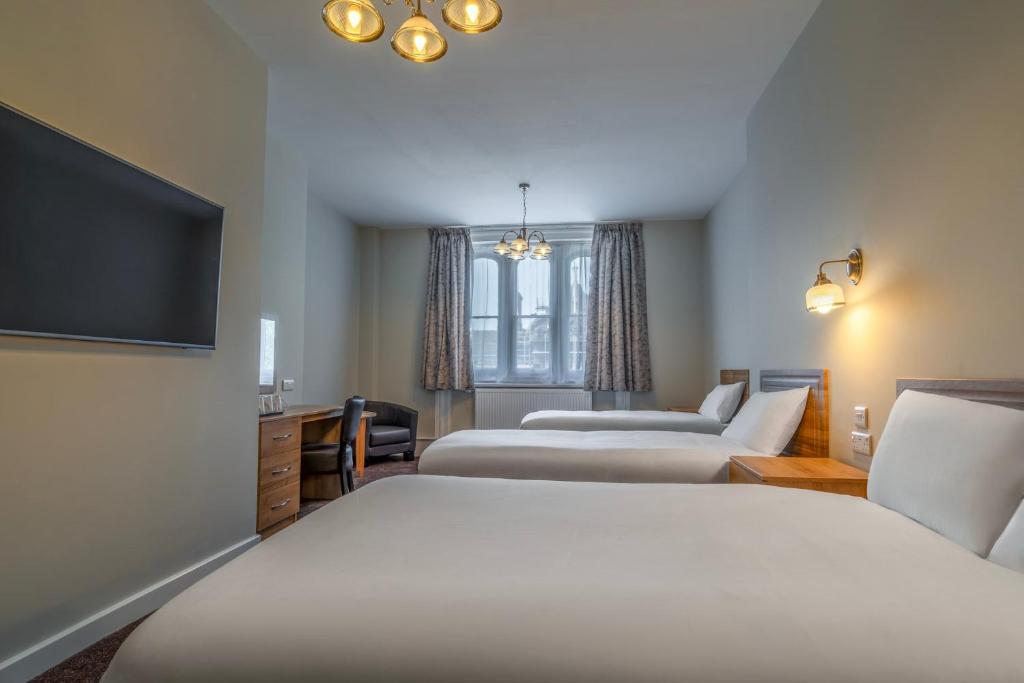 North Stafford Hotel - 