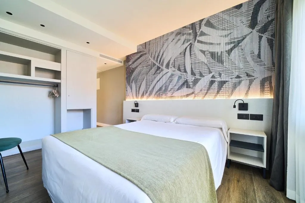 Hostal Sol y Miel