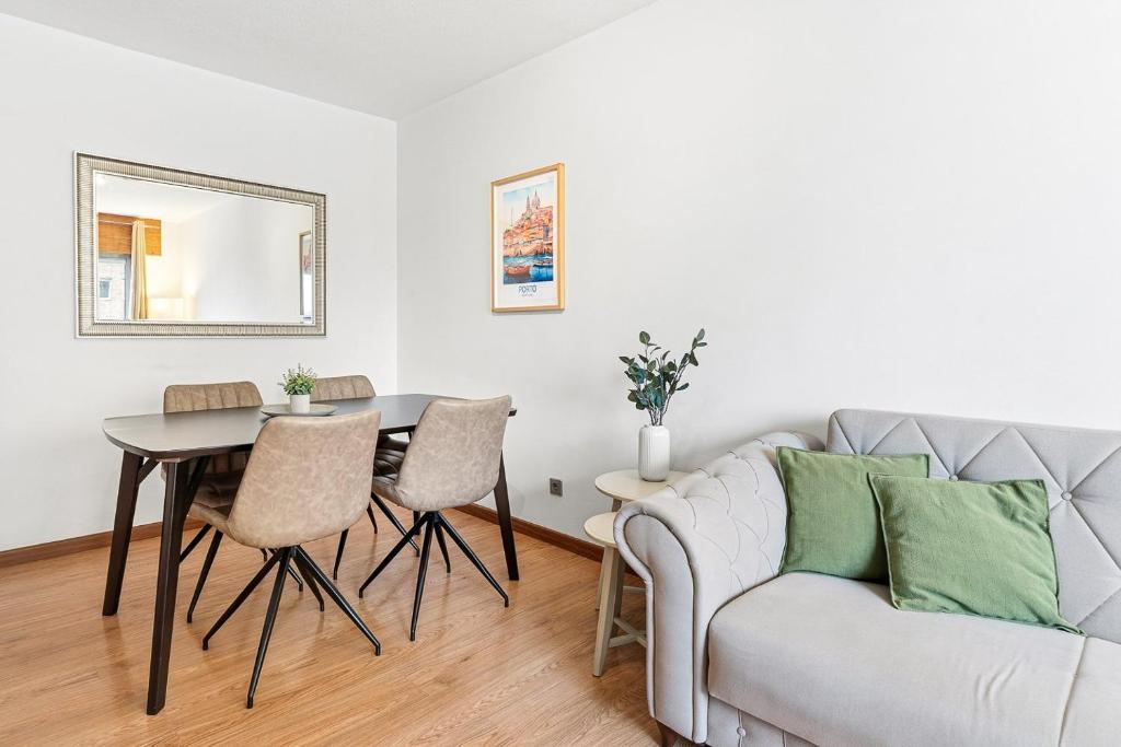 GuestReady - Charming Porto Retreat