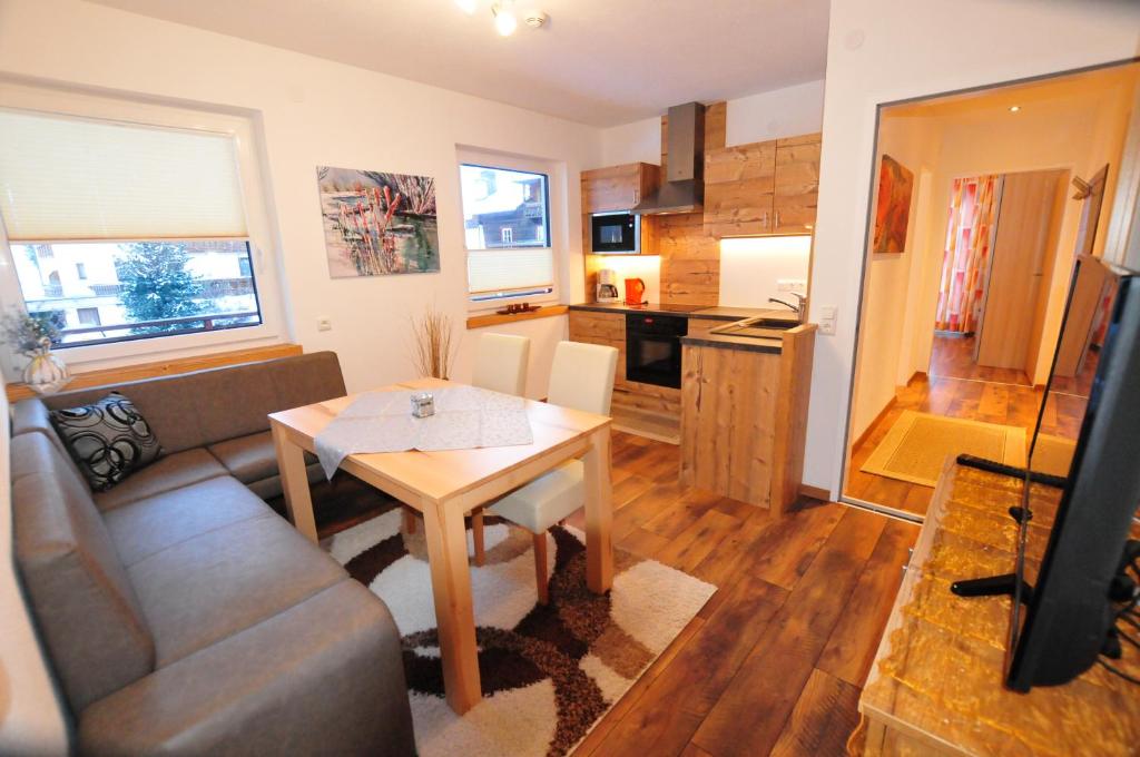 Kuchyň nebo kuchyňský kout v ubytování Haus Scheiber