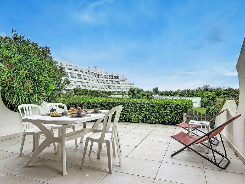 Apartment Les Grenadines-8 by Interhome