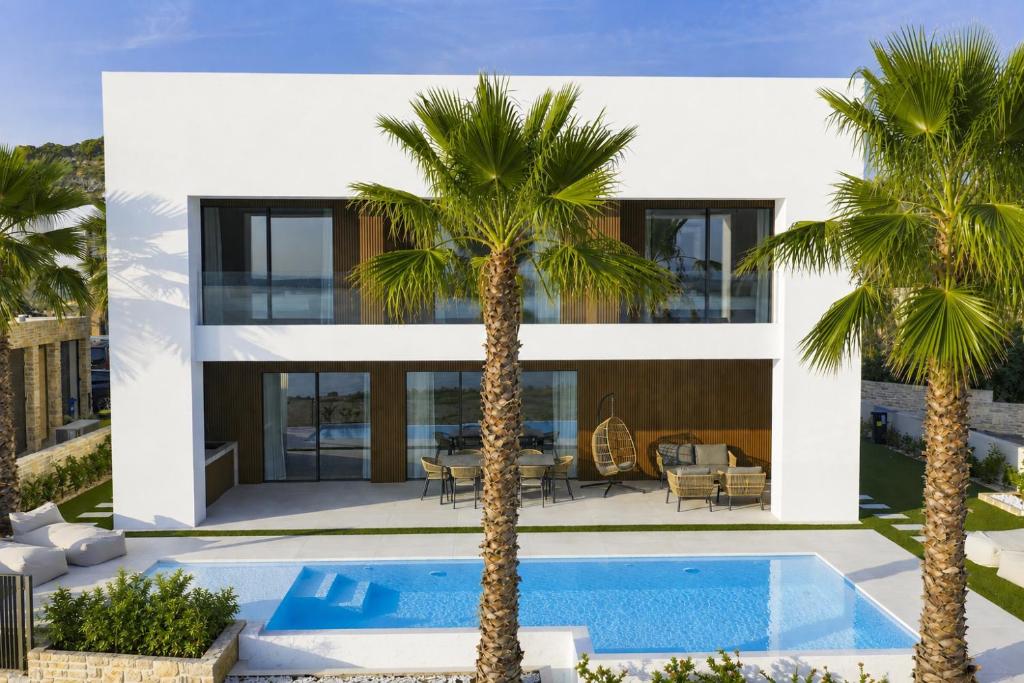 The Palms Resort by Irundo
