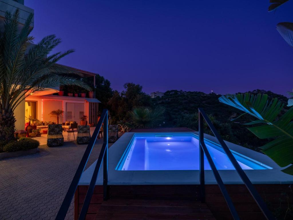 Homey Comfort and Elegance at Olive Grove!