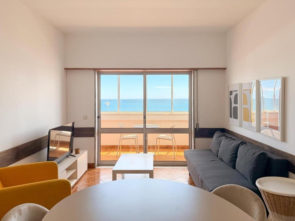 Mira Praia Seaside Escape