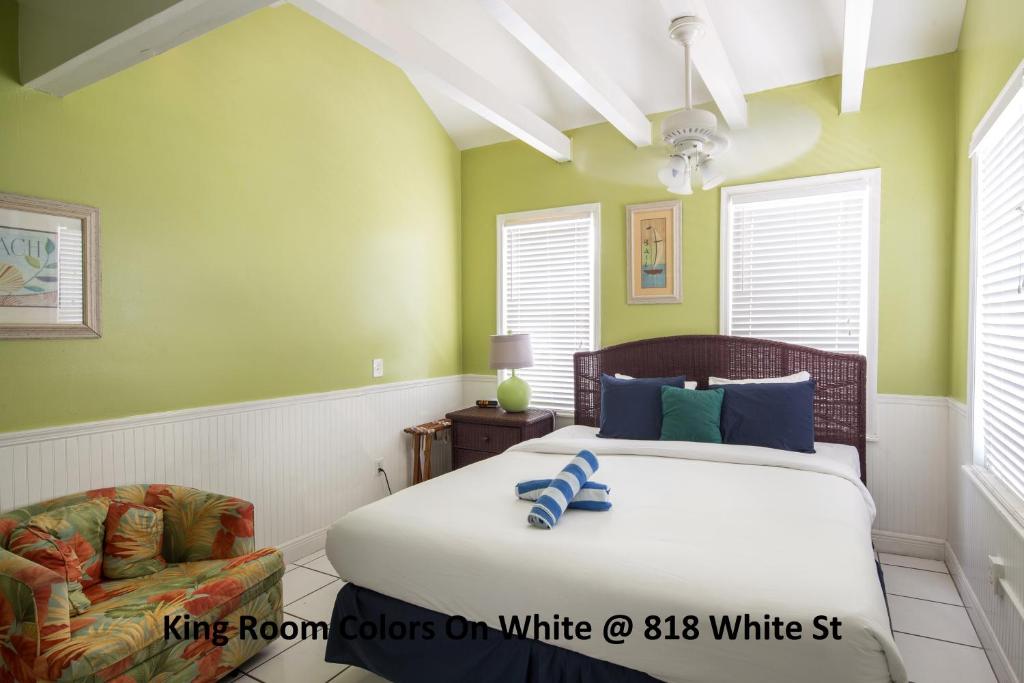 Colors on White - Cuarto King