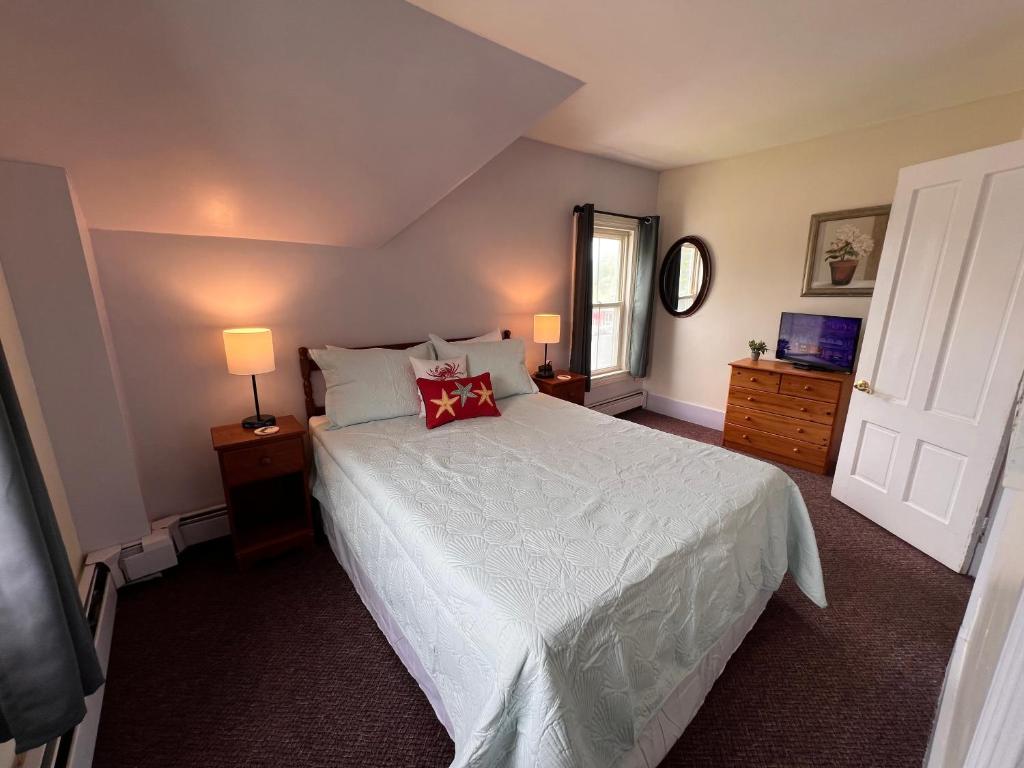 Claddagh Motel & Suites photo