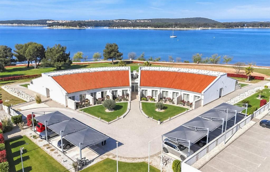Beautiful Apartment In Medulin
